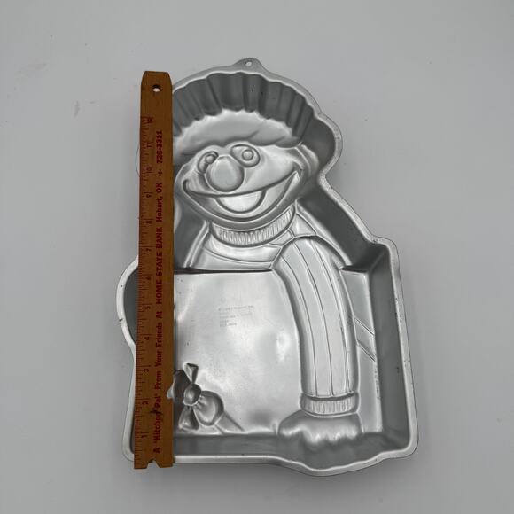 Vintage Ernie Cake Pan Wilton 1983 Muppets - Picture 4 of 8